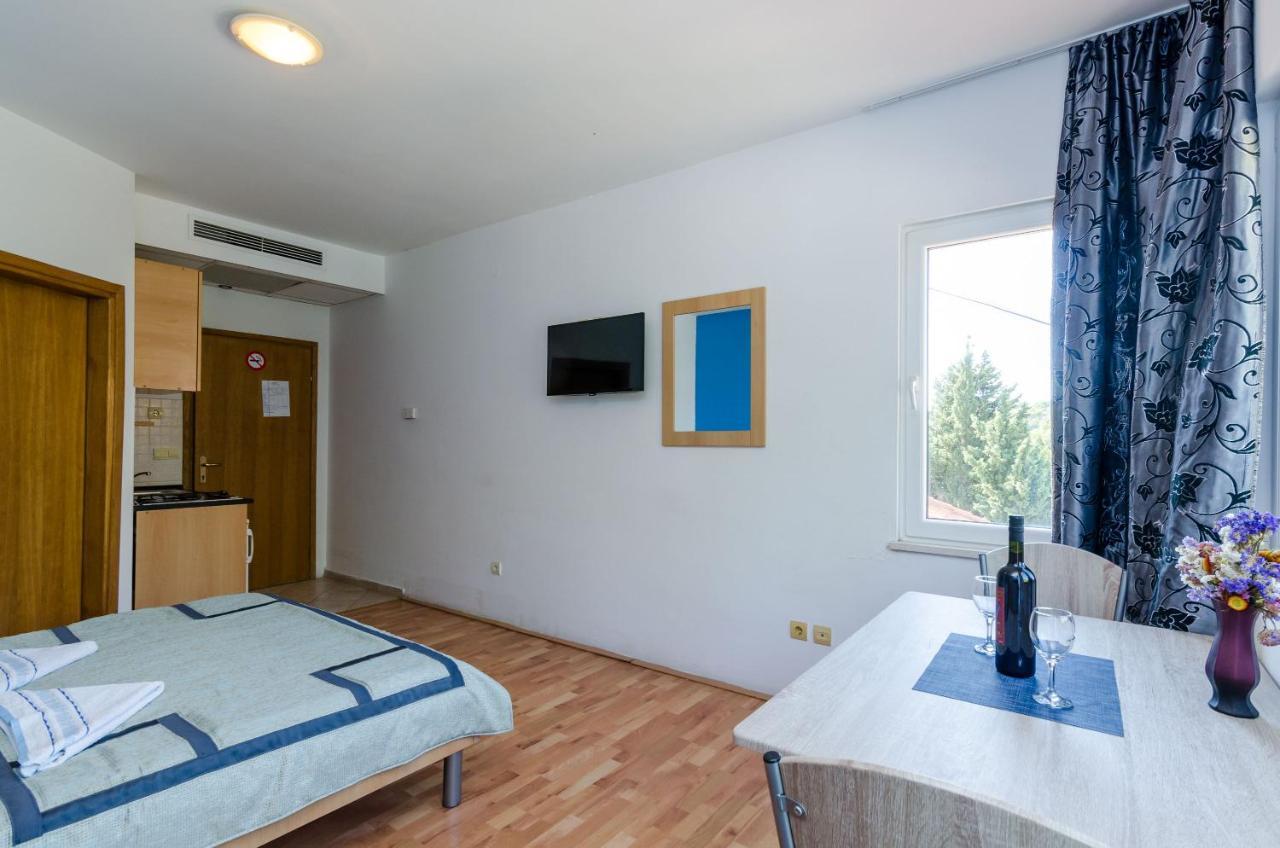 Villa Brasina Mlini Rom bilde